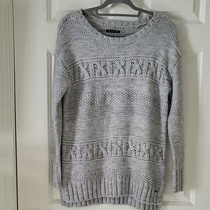 American Eagle Outfitters Light Gray Knit Sweater – Women’s Medium